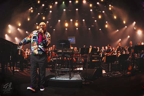 ¡El Concierto de Quincy Jones en Río: Una Noche Mágica Bajo el Cielo Brasileño!